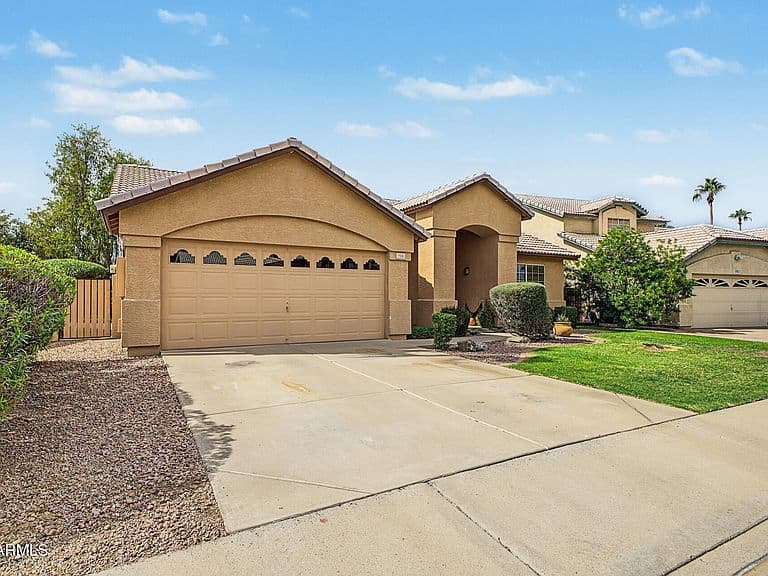 950 N BLUE MARLIN Drive photo 3