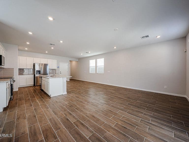 17393 W VILLA HERMOSA Lane photo 4