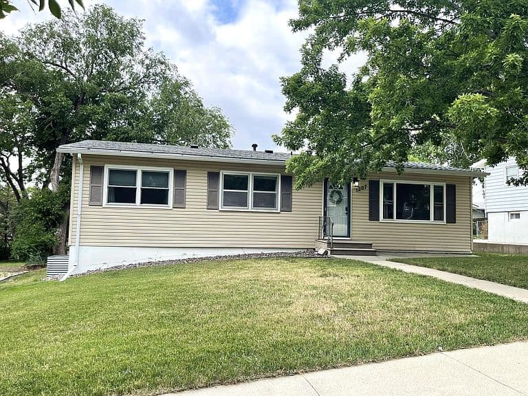 1207 N Euclid Ave photo 1