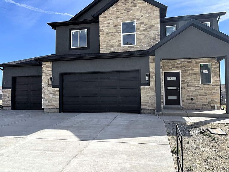 671 Memory Ln photo 1