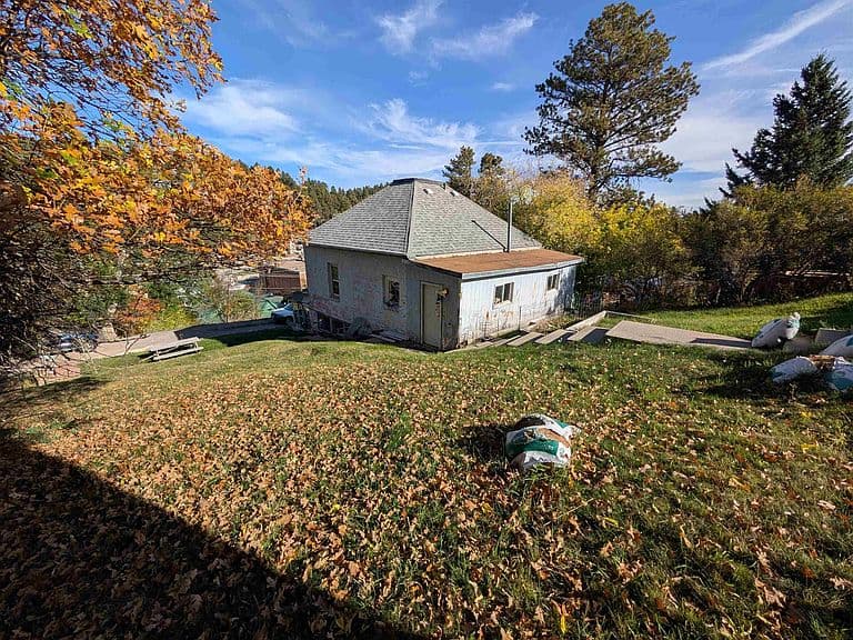817 Highland Ave photo 2