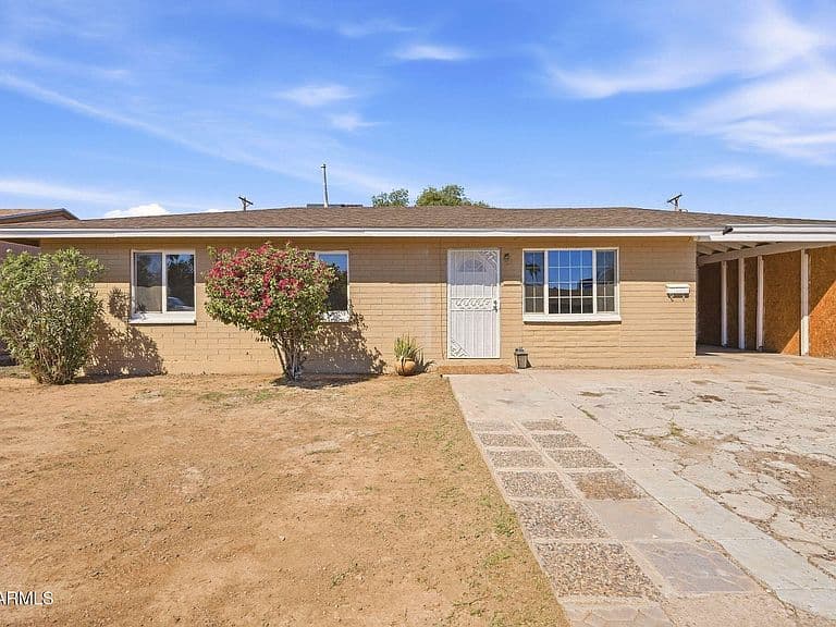 3806 W SHERIDAN Street photo 1