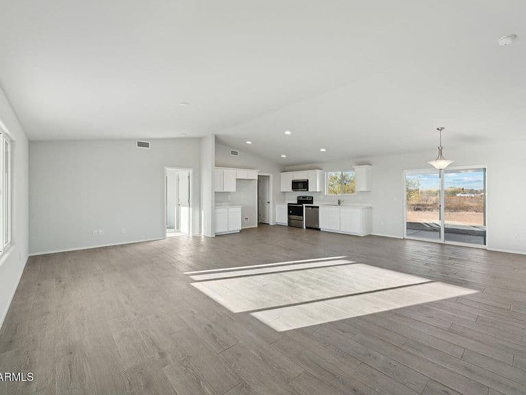 25318 S 193rd Dr photo 5