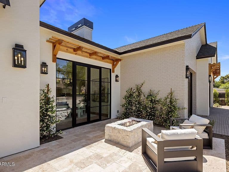 5935 E CALLE TUBERIA -- photo 3