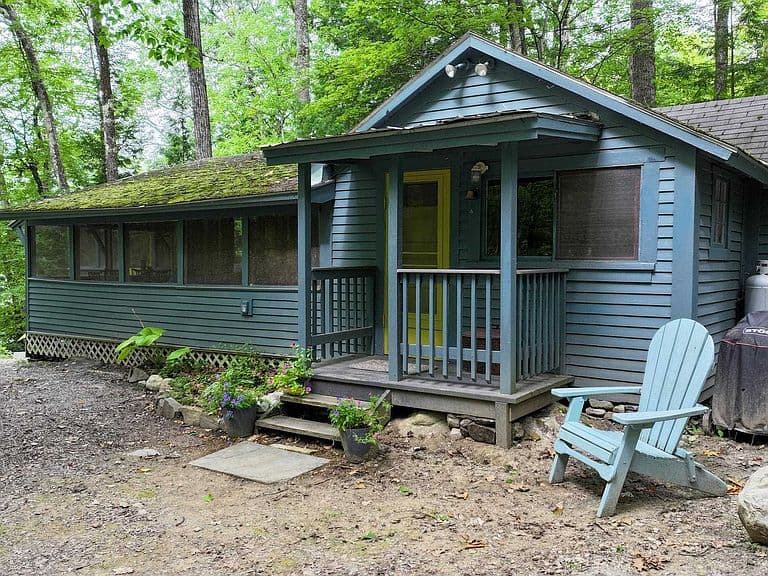 93 Fox Lane photo 1