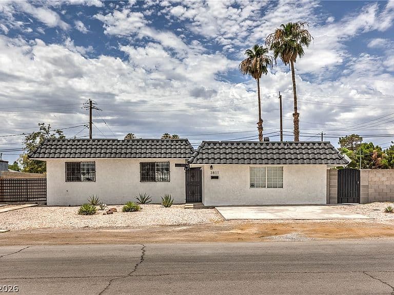 3811 Tumbleweed Ave photo 1
