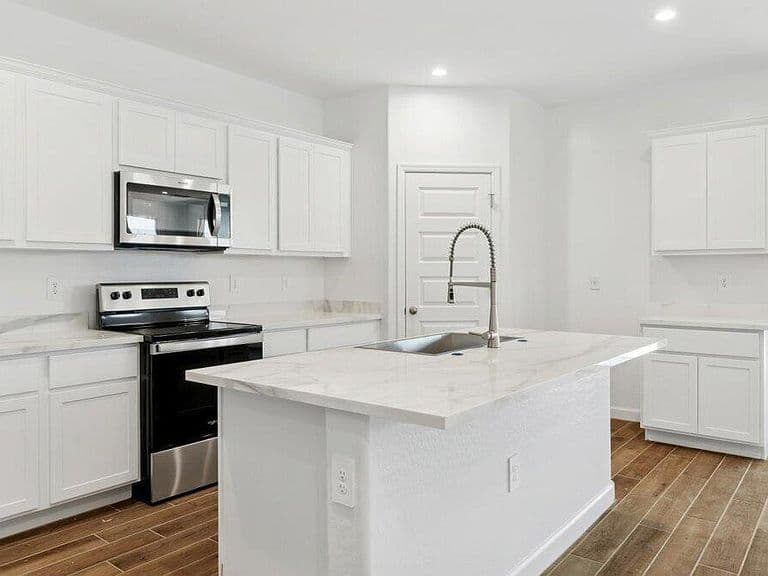 2883 W Sonrisa Avenue photo 3
