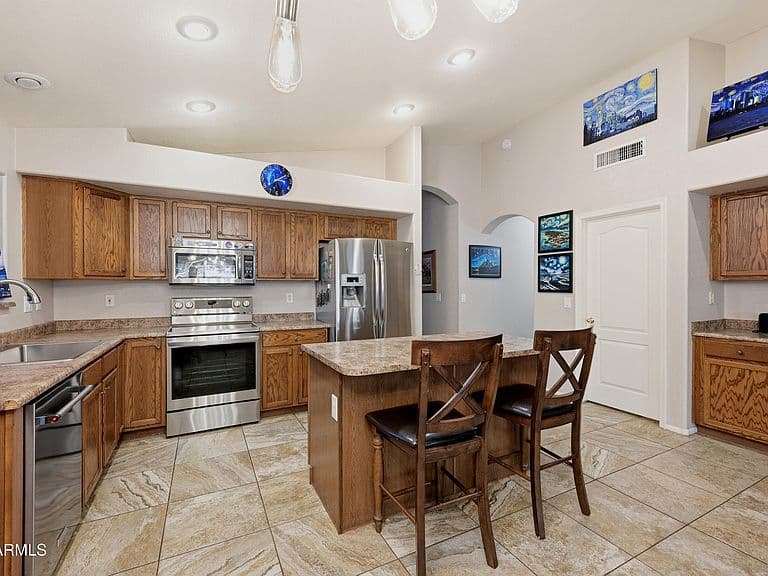 21170 E CALLE DE FLORES Street photo 4