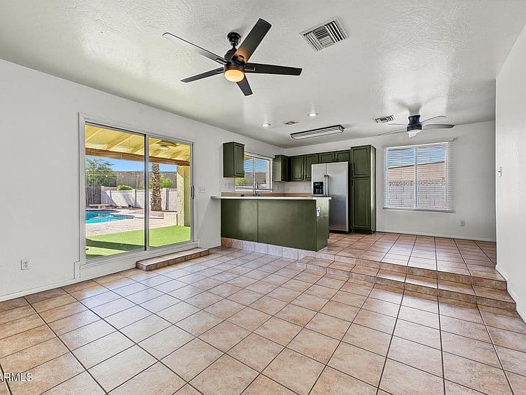 2361 E RIVIERA Drive photo 2