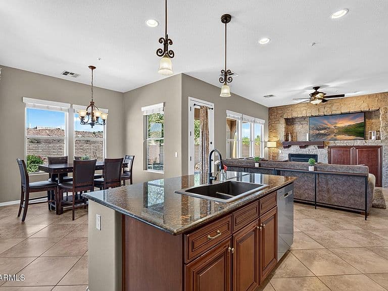 13700 W JESSE RED Drive photo 5