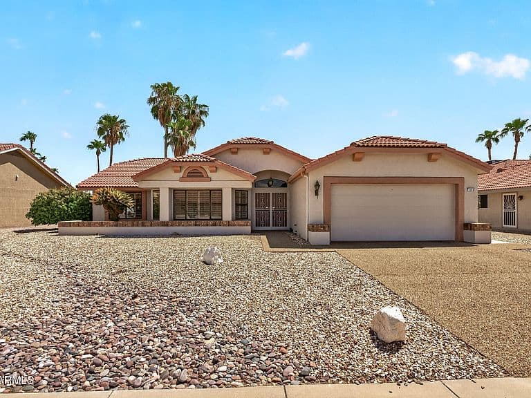 13923 W JAGUAR Drive photo 3
