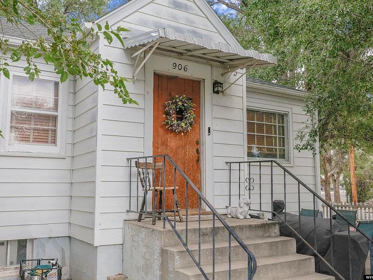 906 Ruby Pl photo 2