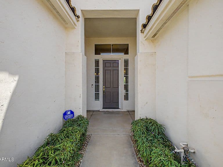 1499 E MONTEREY Street photo 4