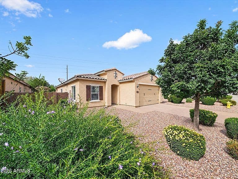 2642 E HICKORY Street photo 5