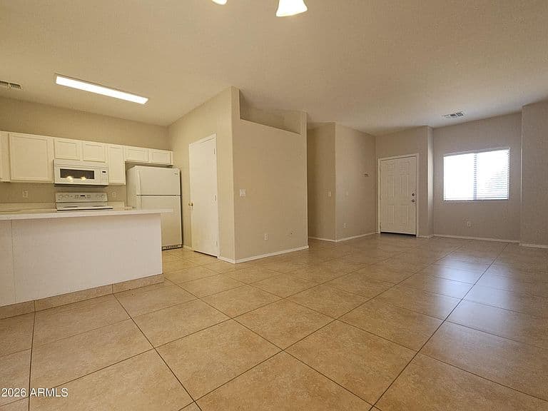 2300 E Magma Road Unit 27 photo 5