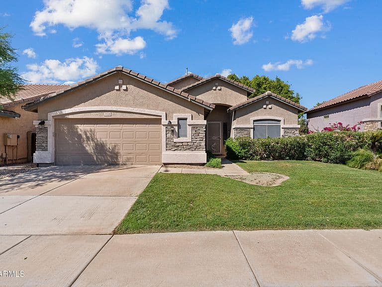 3928 S HOLLYHOCK Place photo 1