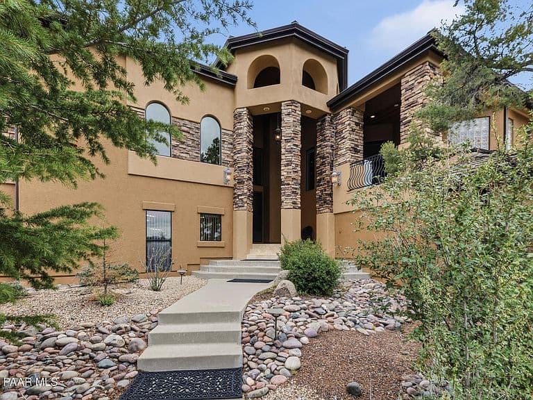 803 Scenic Pointe photo 2