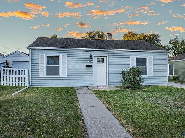 115 E Saint Andrew St photo 2