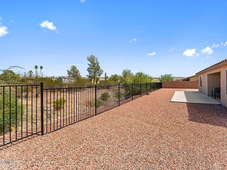 18 W Monte Cristo Drive photo 3