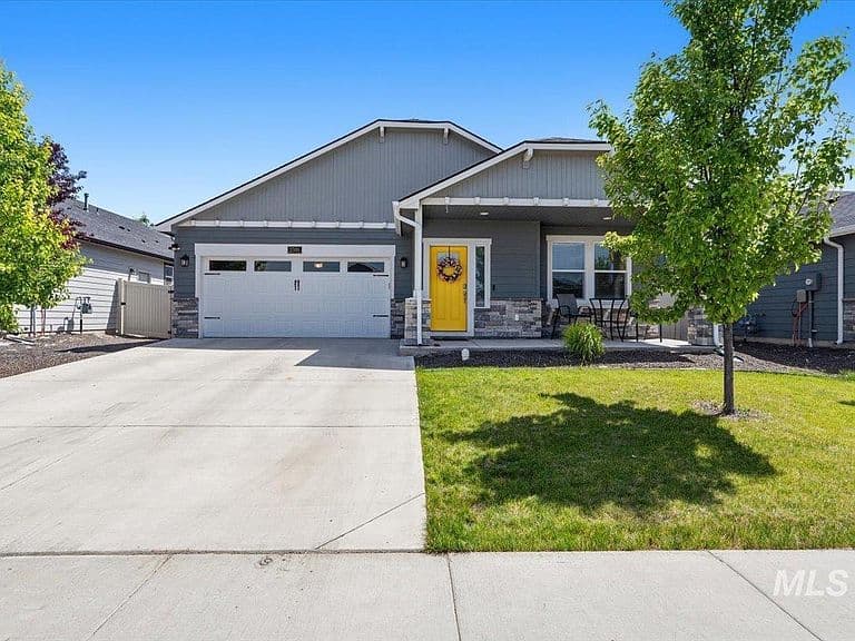 2301 W Skylar St photo 1