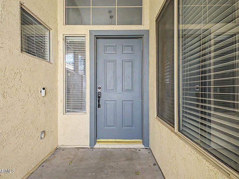 2250 E AUGUSTA Avenue photo 4