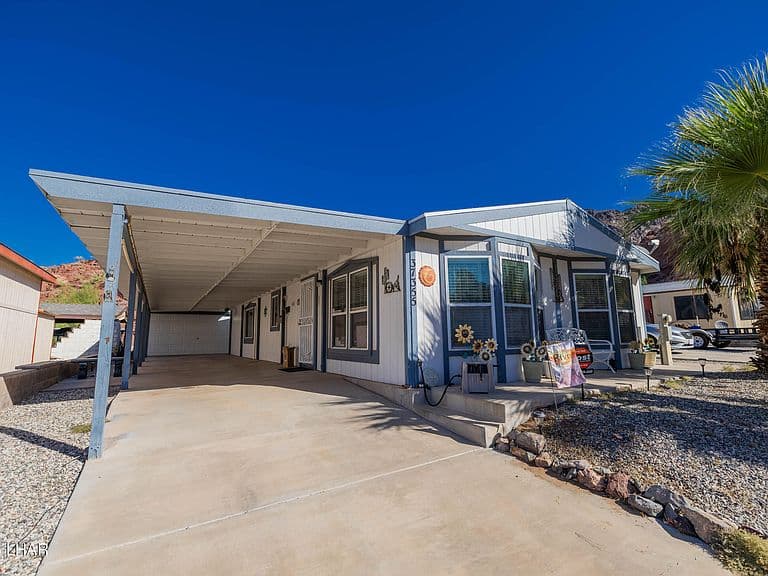 37355 Bighorn Dr photo 1