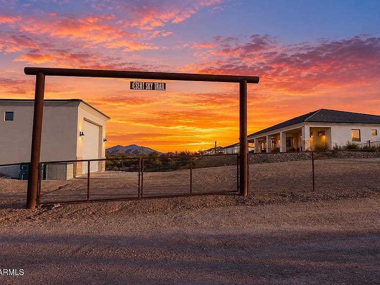 28108 N DESERT SKY Trail photo 3