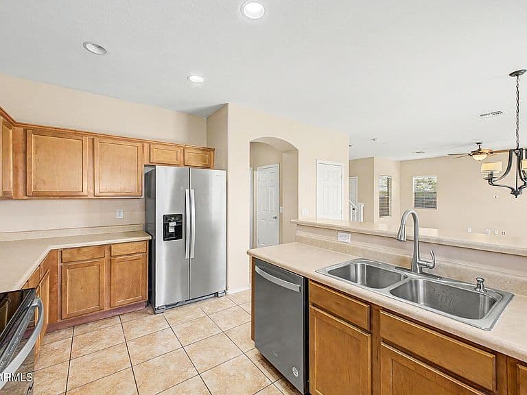 4572 E ALAMO Street photo 5