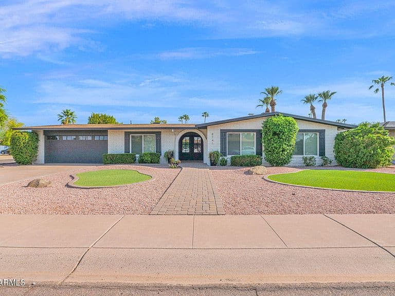 8741 E HEATHERBRAE Drive photo 3