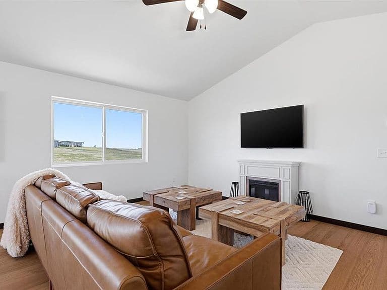 24024 Bridle Ridge Rd photo 4