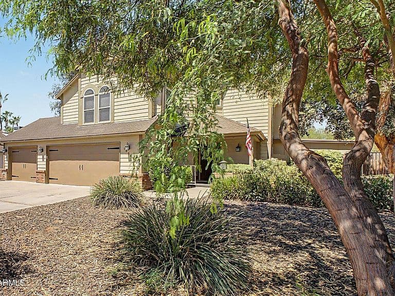 16640 N 54TH Street photo 3