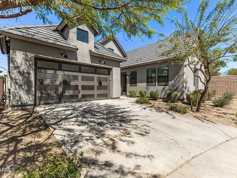 10216 E TALON Avenue photo 2