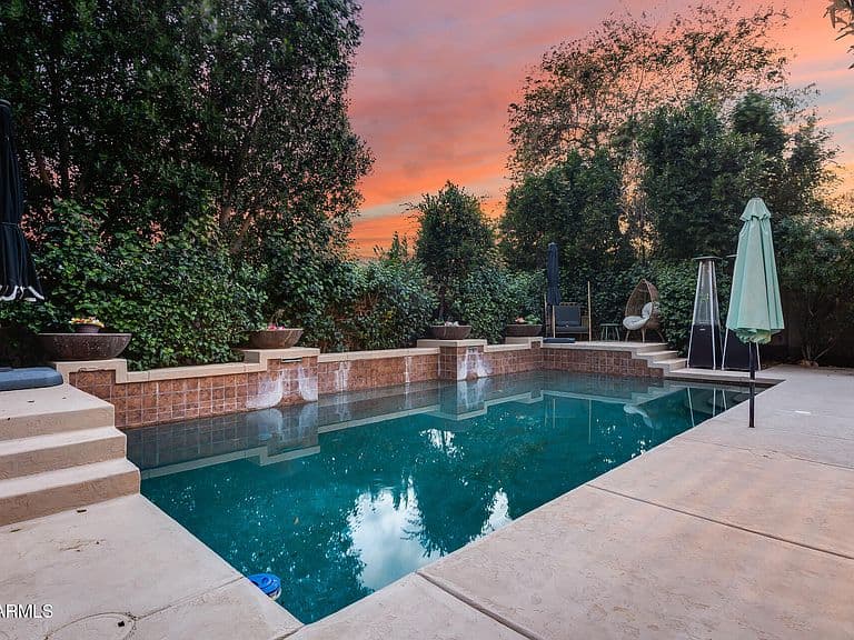 18343 W PALO VERDE Avenue photo 1