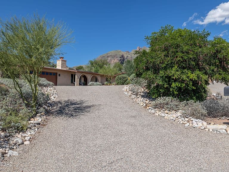 6841 N Quartzite Canyon Pl photo 4