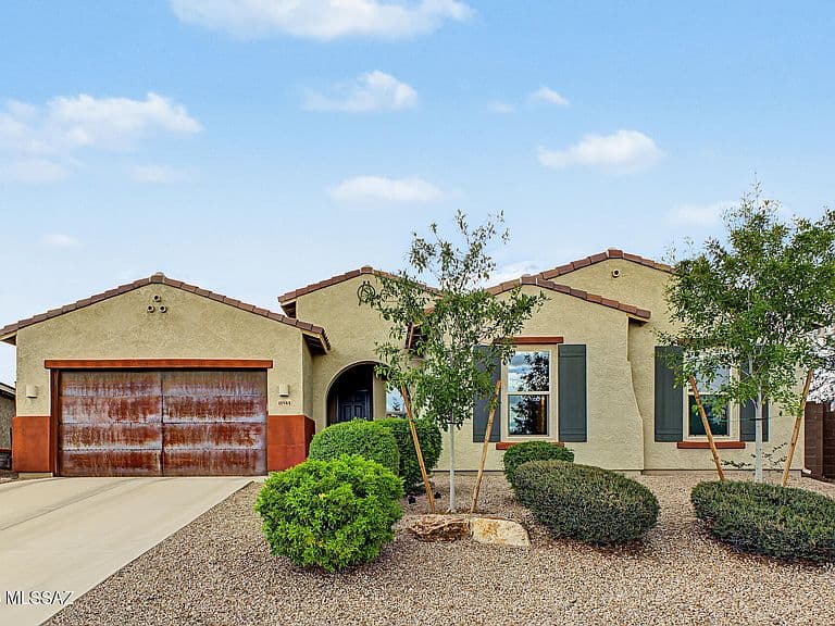 10944 N Gemma Ave photo 1