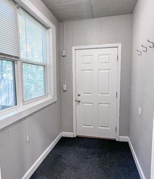 518 Walnut St photo 2