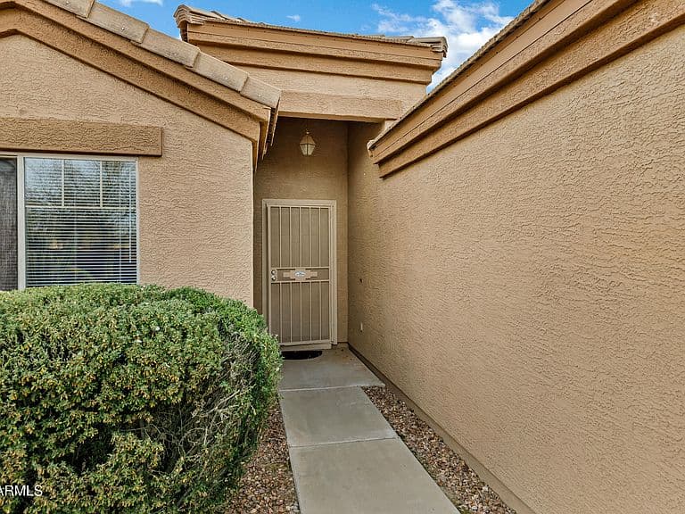 3263 S 162nd Ave photo 4