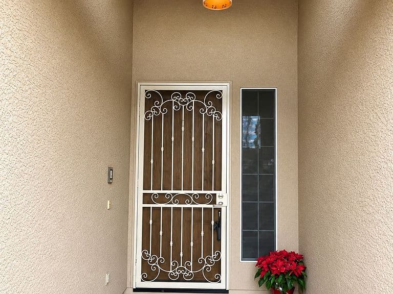 9634 E Irwin Ave photo 3