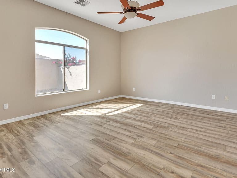 8713 E SANDTRAP Court photo 3