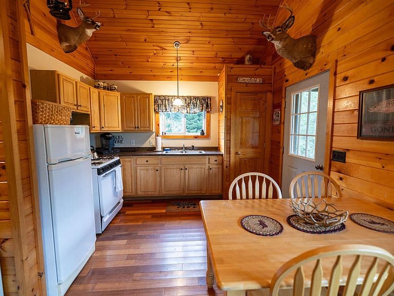 140 Norcott Lane photo 5