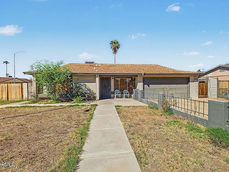 218 N 25TH Street photo 1