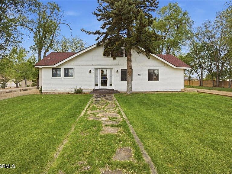 732 W ROAD 1 -- N photo 4