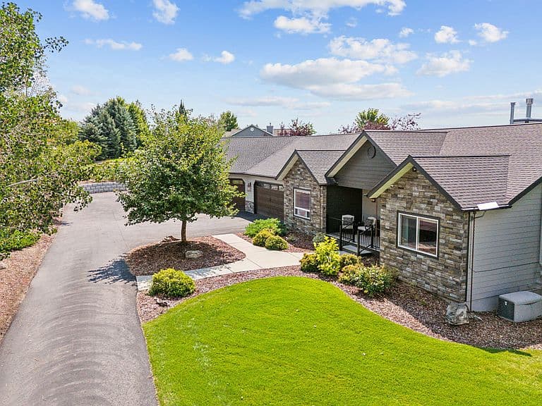 473 Misty Vale Loop photo 3