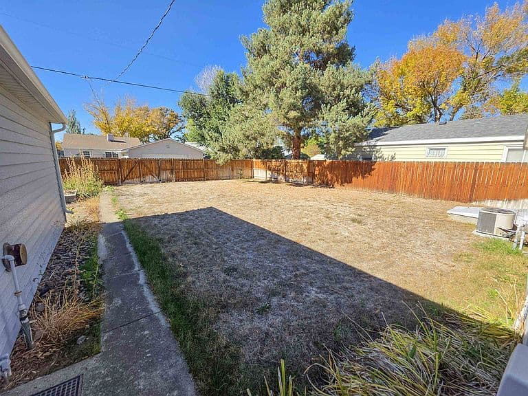 531 N 15th St photo 5