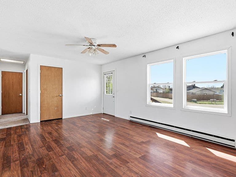 105 Starling Ct photo 5