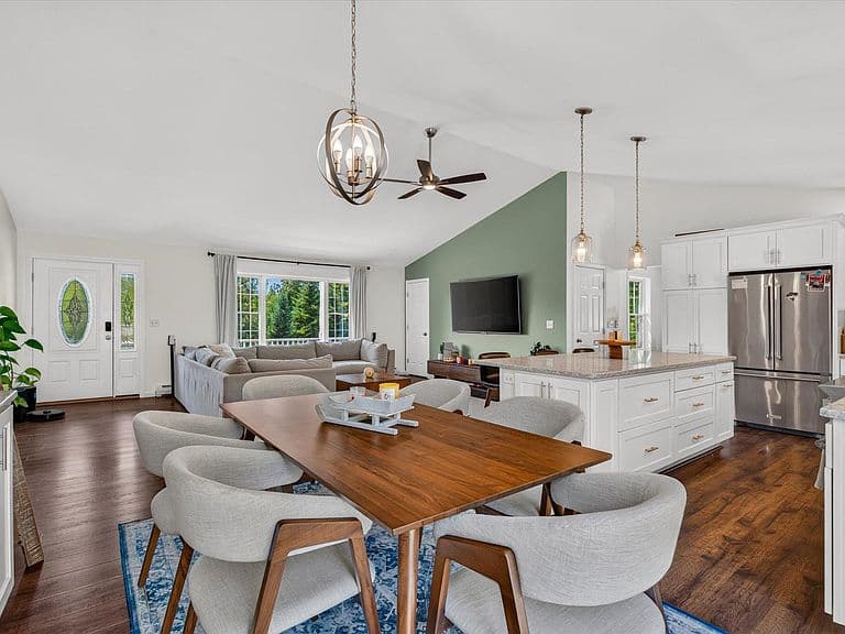 405 Shaker Hill Road photo 1