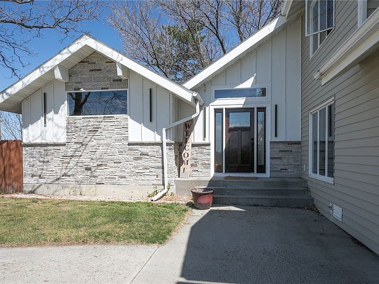 5547 Sweetgrass Creek Dr photo 2