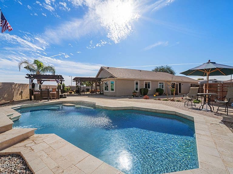 30675 N Opal Dr photo 1