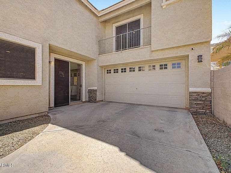 1807 E DUNBAR Drive photo 5