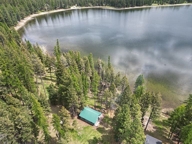 1605 Rogers Lake Rd photo 1